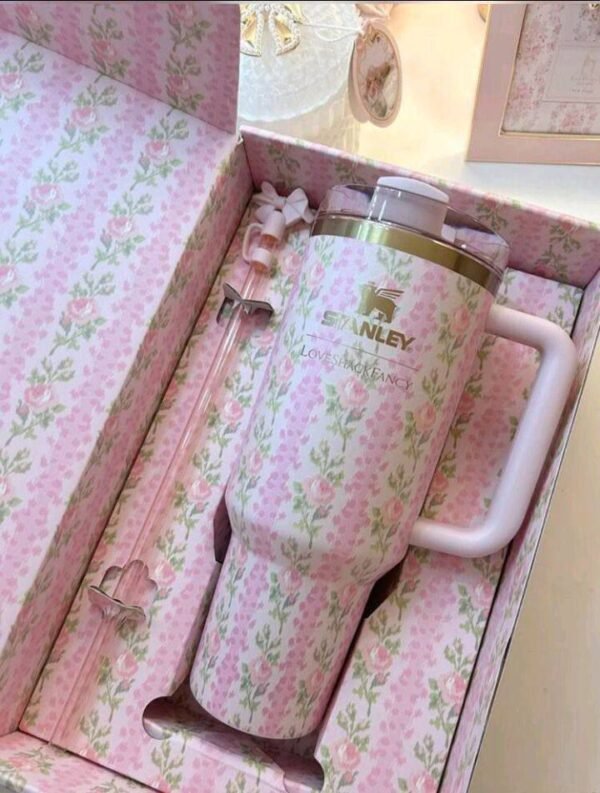 IMG-20251210-WA0084 Stanley Original Floral Tumbler