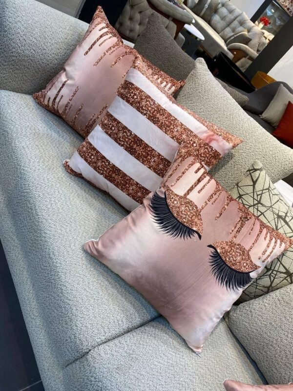 Chic Eyelash Velvet Cushion Set