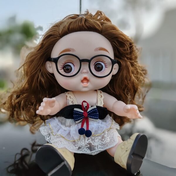 IMG-20251228-WA0188 Bella: The Chic & Musical Fashion Icon